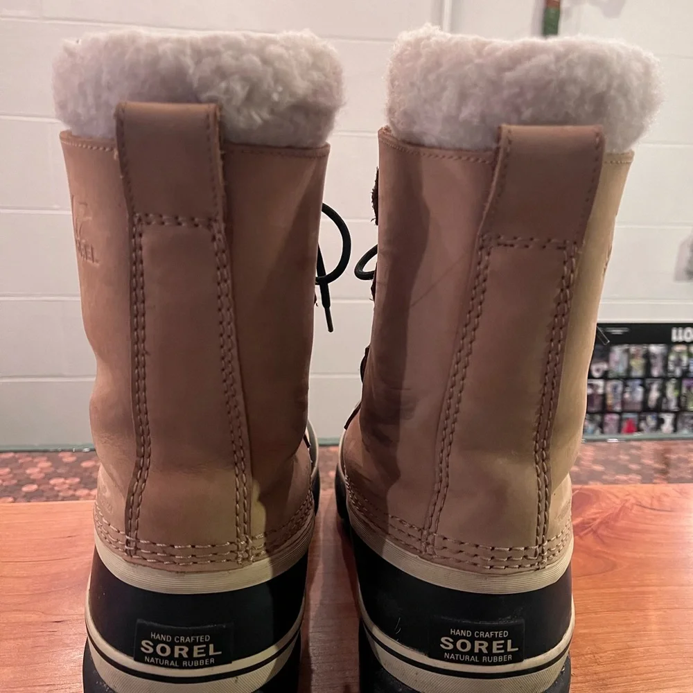 Used Sorel Womens Caribou Boot Buff - Picture 3 of 5